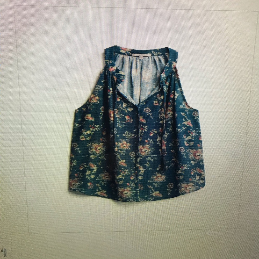 NWT Lemon Tart Blakemore Split Neck Floral Top